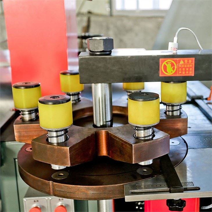 copper cutting machine 4(001)