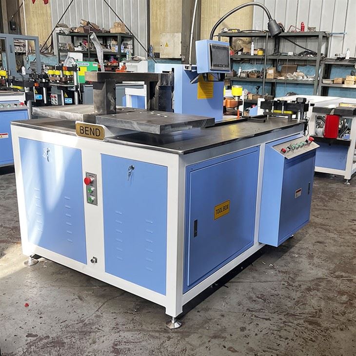 Busbar Bend Machine